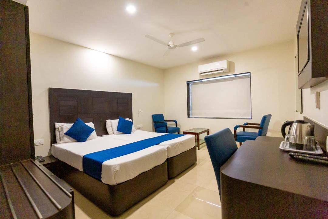 ซุค โฮเต็ล Hotel มุมไบ ภายนอก รูปภาพ