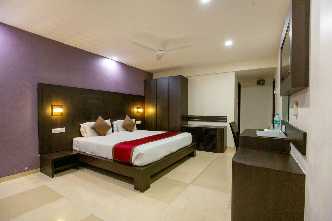 ซุค โฮเต็ล Hotel มุมไบ ภายนอก รูปภาพ